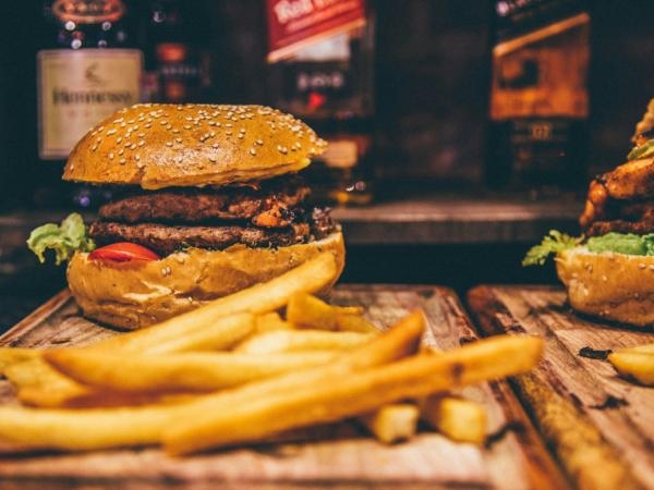 Was ist der Glückspunkt und warum hängt er mit Junkfood zusammen?