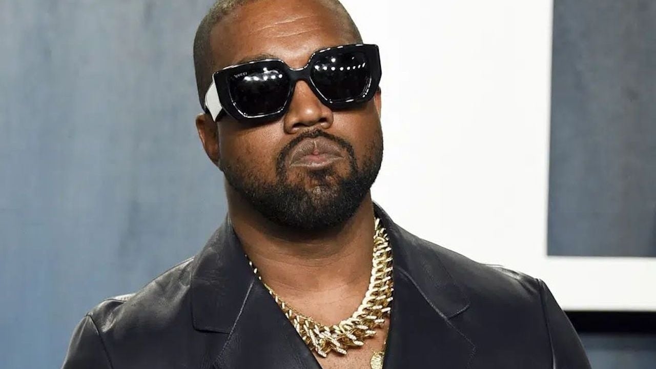 Australien entzieht Rapper Kanye West wegen eines Liedes, das den Nationalsozialismus lobt, das Visum