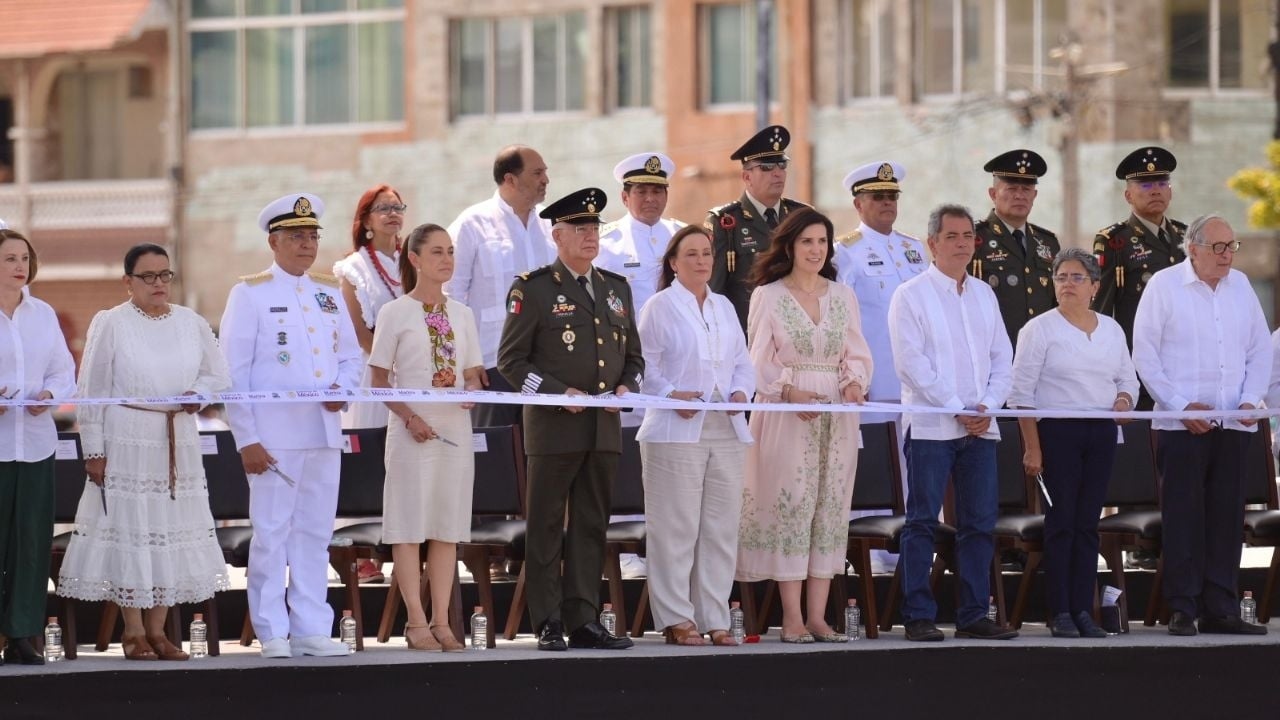 Sheinbaum calls for eradication of corruption on Navy anniversary