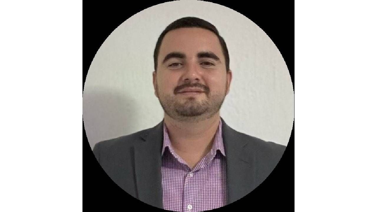 Der erste im Zuge der Justizreform gewählte Richter tritt zurück: Wer ist Adrián Aguirre Hernández?