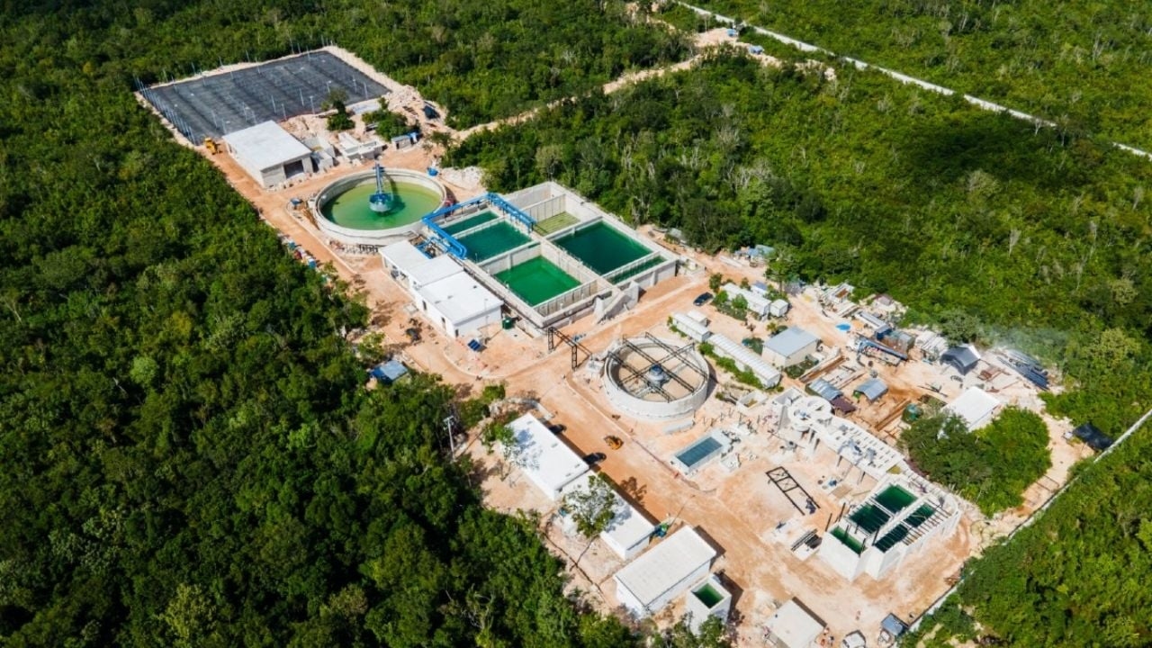Lezama hekelt de druk om het conflict over drinkwater in Cancun en de Riviera Maya te beëindigen