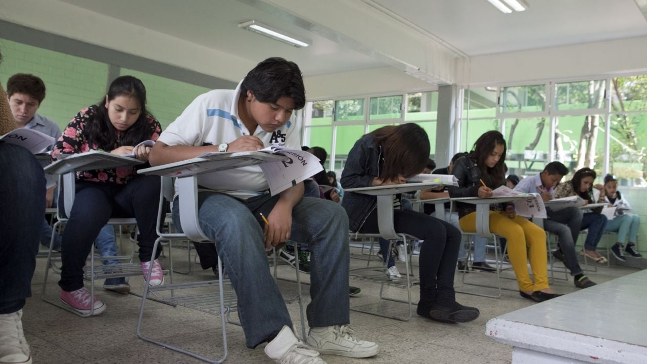 Comienzan exámenes del nuevo modelo para el ingreso a la Educación Media Superior