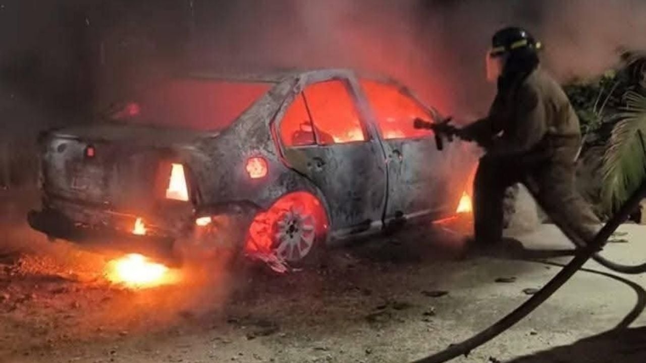 Noche violenta en Acapulco deja cuatro personas muertas, tres heridos y vehículos incendiados
