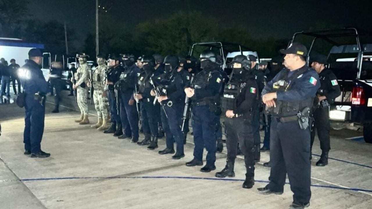 È stata effettuata un'operazione presso la stazione di polizia di Juchitán per legami con la criminalità organizzata.