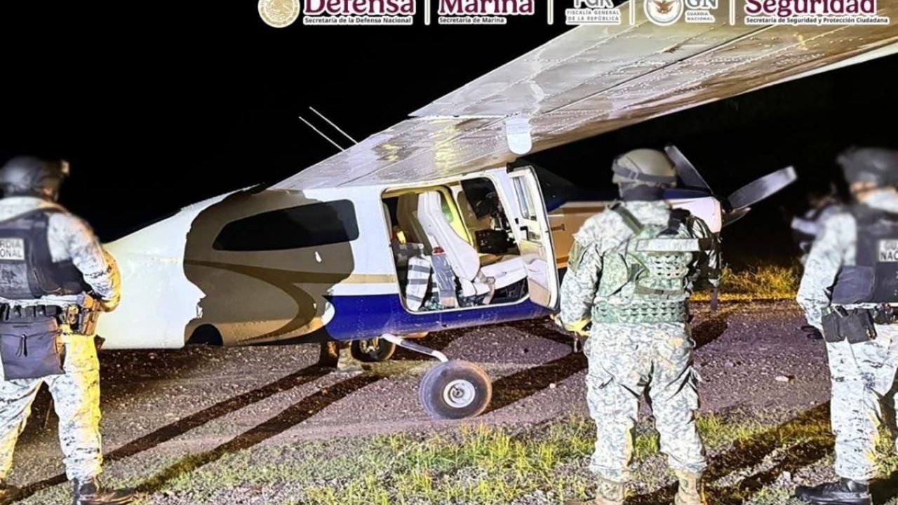 Aereo con 427 chili di cocaina intercettato a Tecomán, Colima