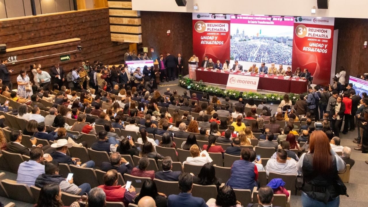 "Austeridade não é um slogan", diz Rosa Icela Rodríguez aos deputados do Morena.