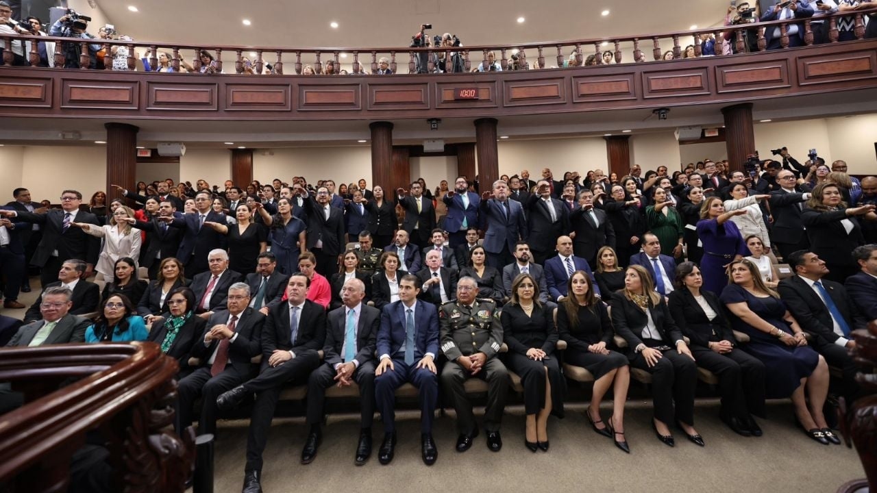 Magistraten en rechters leggen de eed af in Coahuila; Mery Ayup wordt bekrachtigd als voorzitter van de Partido Juventud (PJ).