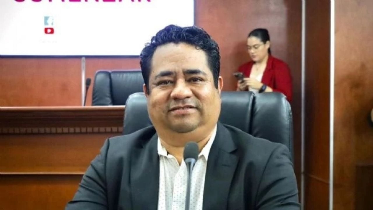 Congreslid beschuldigd van mishandeling van zijn vrouw zal zijn ambt aanvaarden in het Congres van Baja California