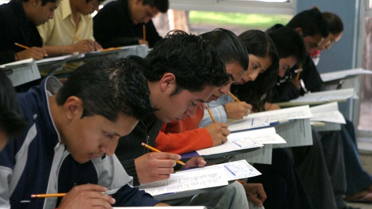 Ceneval: Este é o último dia para inscrição no exame de credenciamento do ensino médio.