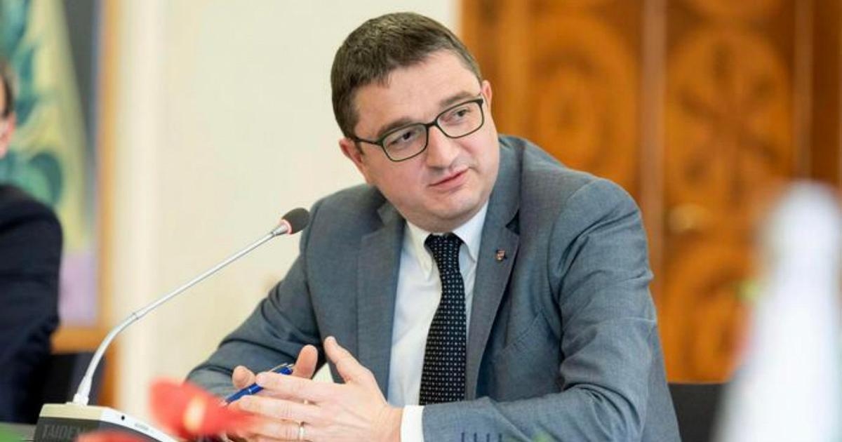 Terzo mandato: il Consiglio dei ministri impugna la legge del Trentino, la Lega vota contro