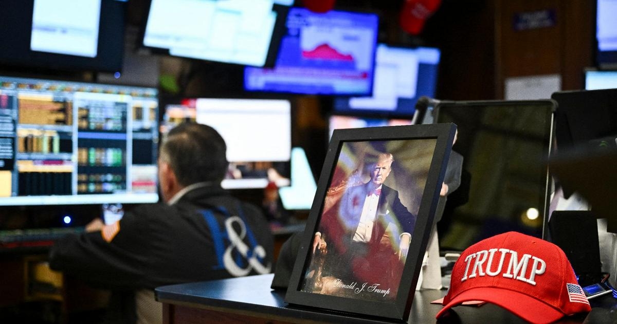 Hisseler Trump'ın Yeni Tarife Tehdidiyle Düştü