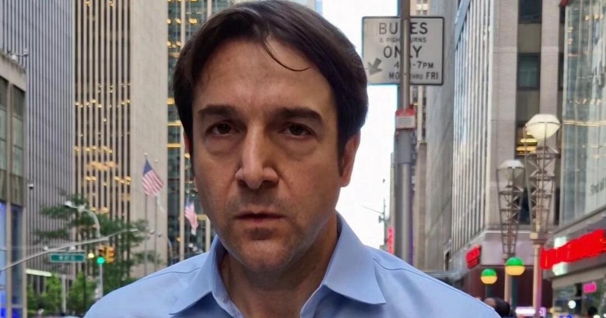 Trump a periodista de CNN: "La echaré como a un perro"