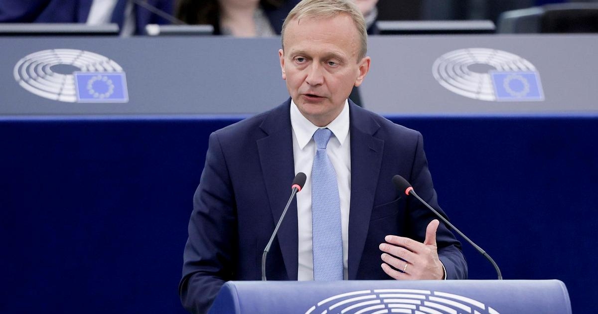 Les commissaires européens adoptent le projet de budget 2028-2034, allouant deux mille milliards d'euros