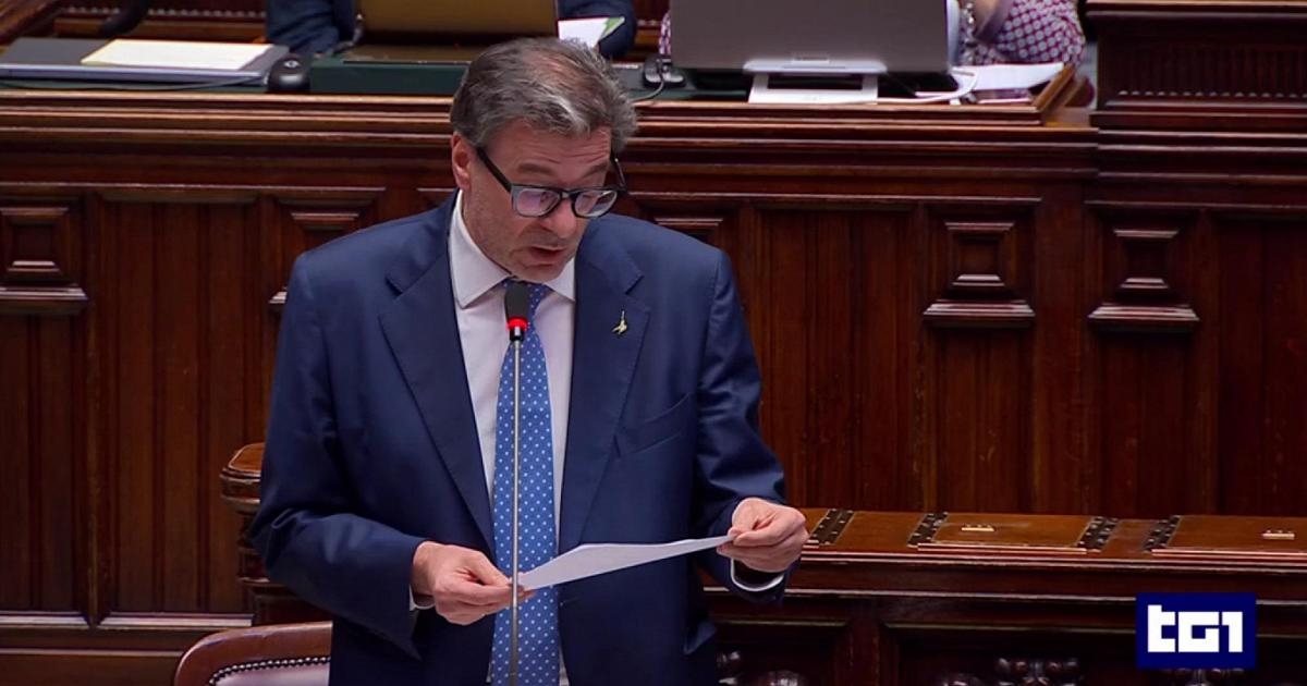 Dazi al 15%, Giorgetti alla Camera: "Perdiamo mezzo punto del PIL"