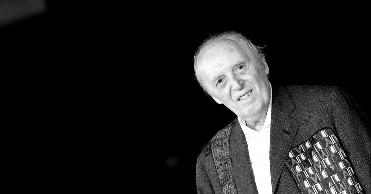 Dario Argento werd in het ziekenhuis van Ischia opgenomen met een ademhalingscrisis, maar zijn toestand is niet ernstig.