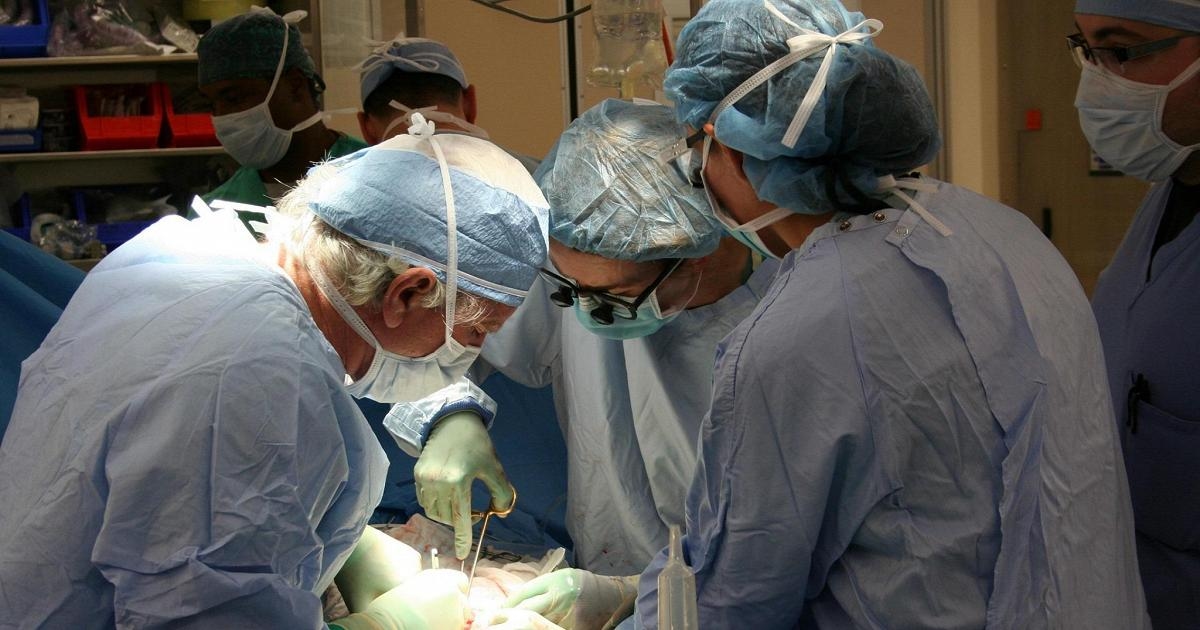 In Rom wurde zum ersten Mal weltweit eine Lungenarterientransplantation durchgeführt.