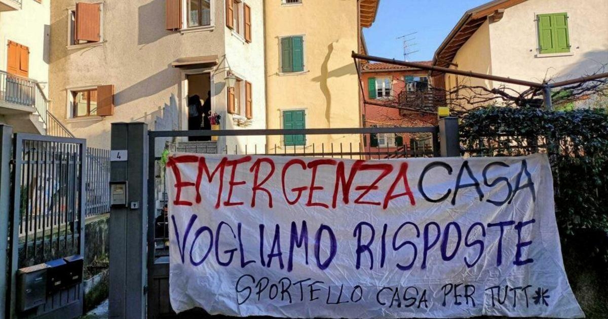 Il piano del governo, sfratti rapidi con un’autorità ad hoc. L'opposizione: “Attacco ai diritti”