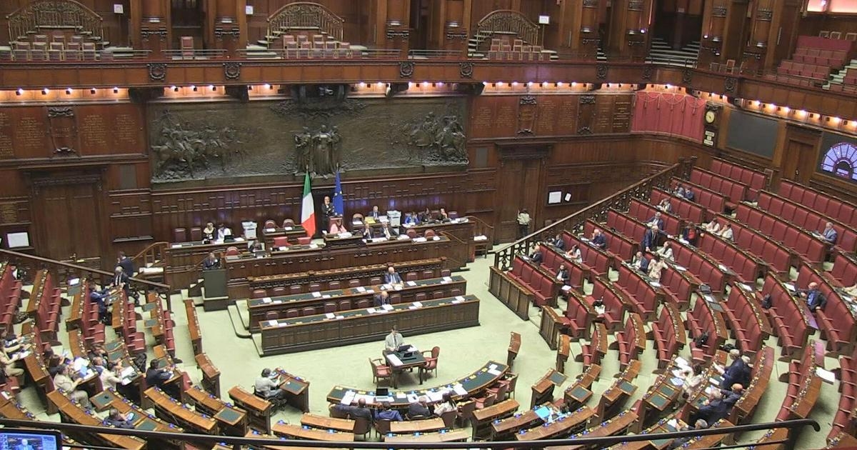 La Chambre des députés approuve la reconnaissance conditionnelle de la Palestine. Tajani : « Le vote a été très clair. »