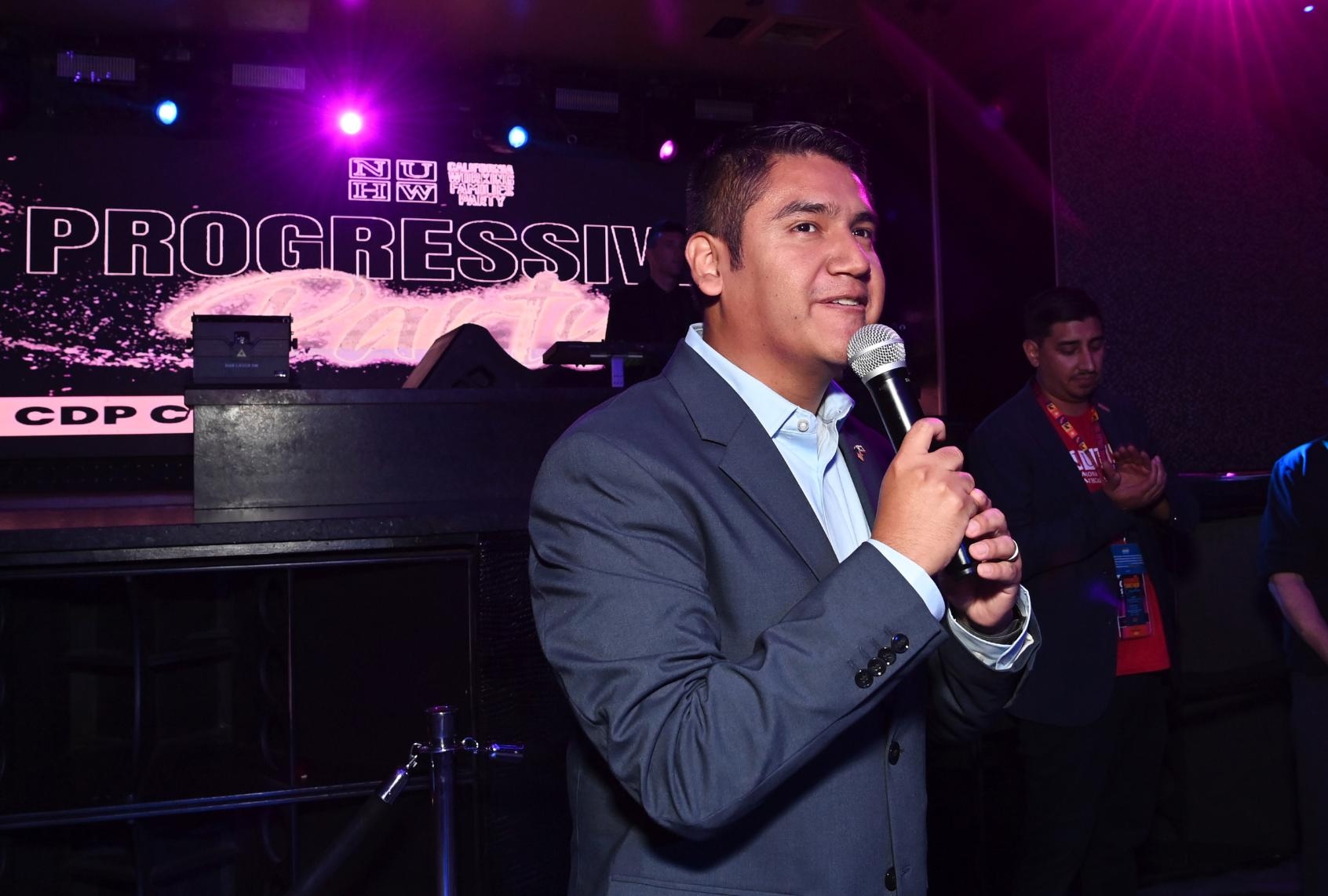 I principali esponenti del partito democratico della California non sono convinti che un progressista possa vincere