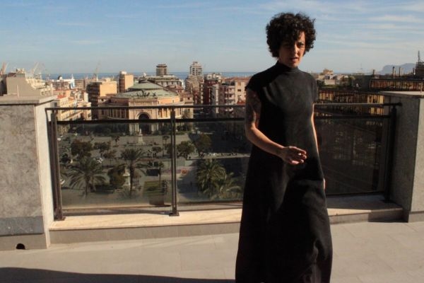 Ya está online el videoclip de “From the air (Nessun pilota)”, el nuevo single de Simona Norato