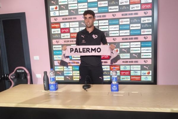 Palermo Calcio, Veroli: "Ben kanat oyuncusundan ziyade kanat oyuncusuyum, taraftarlar çok sıcakkanlı."