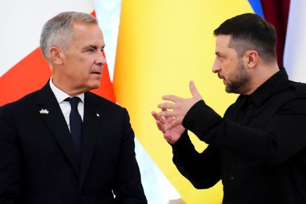 Ukraine and Canada sign defense agreement