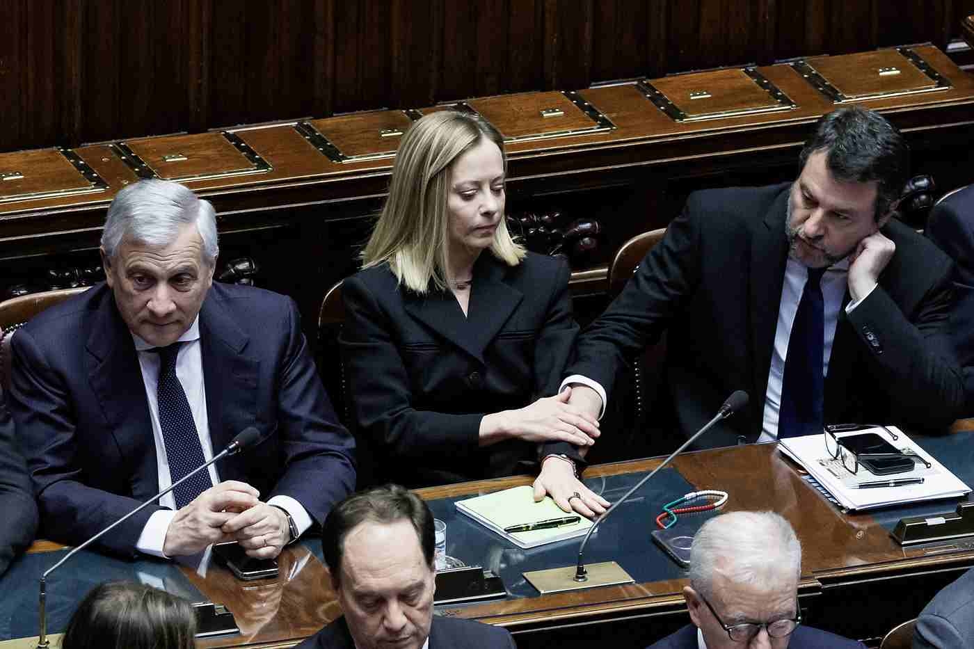 L’asse Meloni – Tajani contro Salvini: no al condono