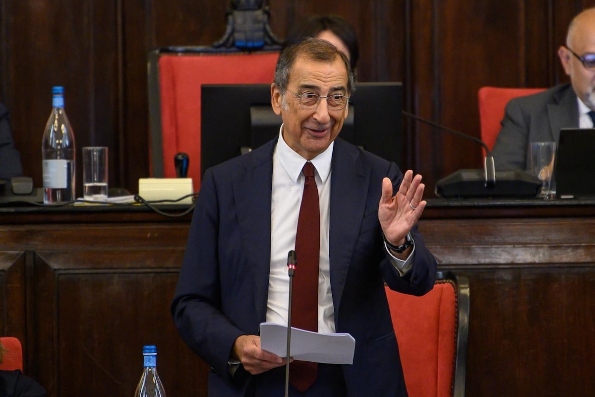 Sala weigert af te treden uit het onderzoek naar de stadsplanning in Milaan: "Ik heb schone handen, ik ga vooruit", treedt raadslid Tancredi af.