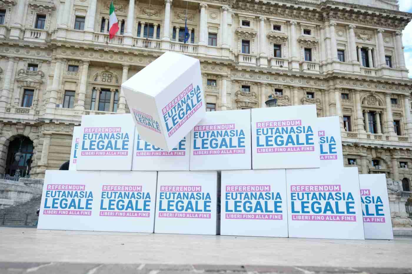 Fine vita, l’ombra dell’incostituzionalità sul testo della maggioranza