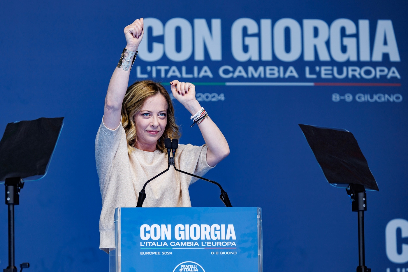 Meloni e la guerra ideologica contro l’ampliamento dei diritti: dai medici non obiettori a salario minimo e fine vita