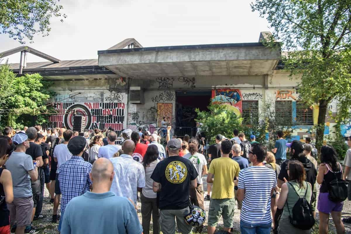 Leoncavallo geëvacueerd: verrassingsoperatie in historisch bezet sociaal centrum van Milaan