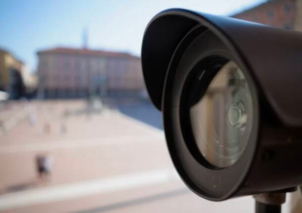 Varese - Videosorveglianza, polemica in consiglio a Varese: scontro Formato/Macchi su posizionamento e fondi -  - Varese News