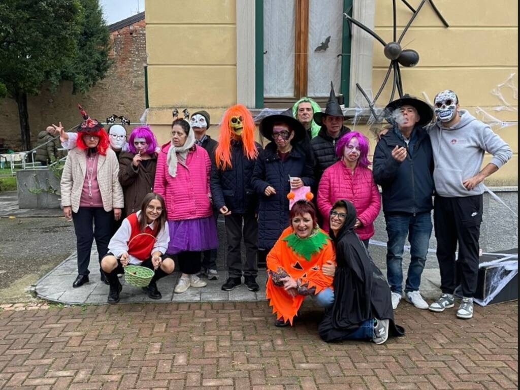 Busto Arsizio - In 200 a “La Villa Stregata” di Villa Comerio a Busto Arsizio - Archivio - Varese News