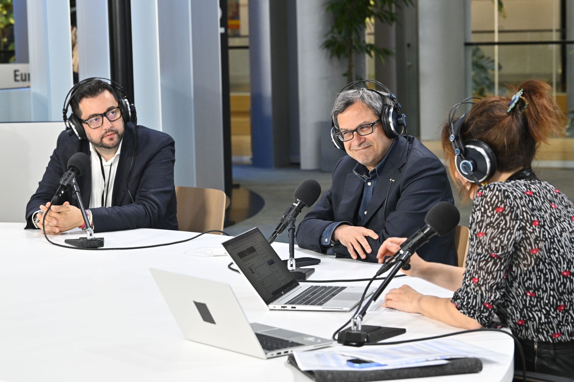 Milan-Strasbourg: chronicle of an “electric” journey with MEPs Pedullà and Torselli