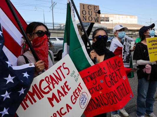 US Marines in Los Angeles arrested civilians