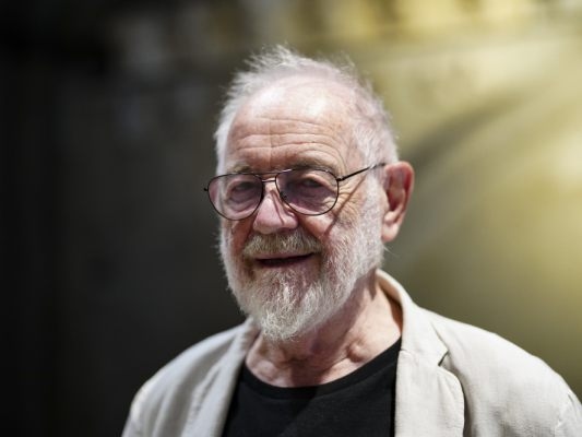El compositor Kurt Schwertsik: «Nadie sabe quién soy»