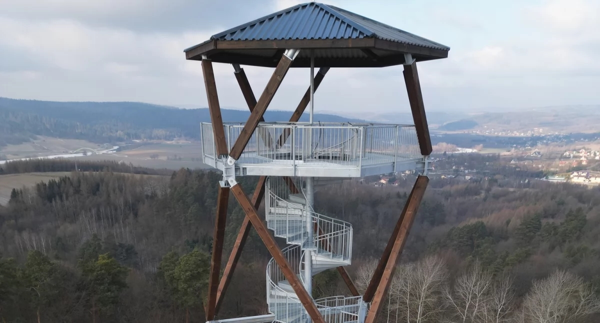 De uitkijktoren in Krzywcza is open! De volgende stap zal de infrastructuur rond de faciliteit zijn