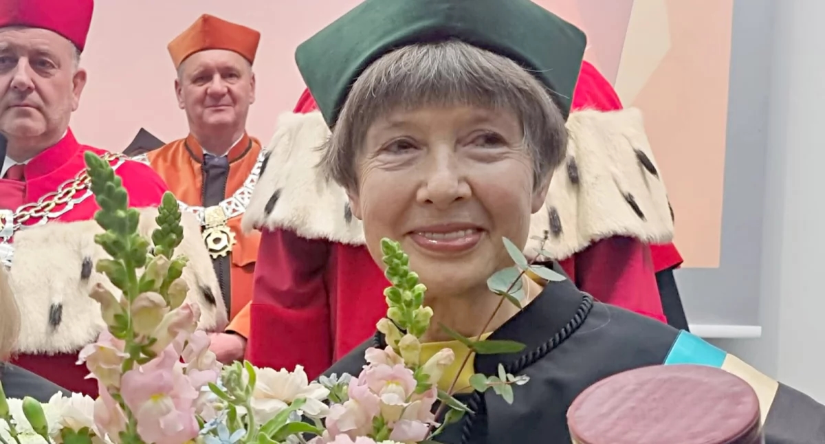 Professor Lidia Morawska met de titel van doctor honoris causa van de Technische Universiteit van Lublin [FOTO'S]