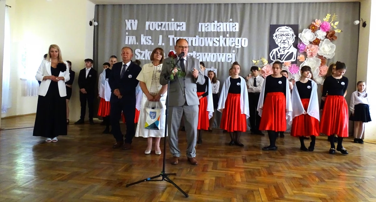 The community of Trójczyce celebrated the 15th anniversary of the naming of the primary school [PHOTOS]