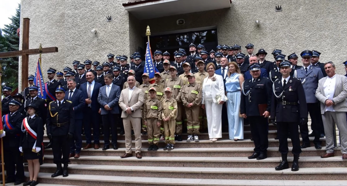 Al 100 jaar in dienst van God en mensen [FOTO'S]