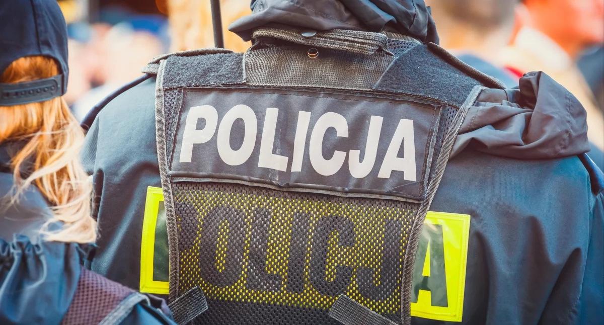 Hij brak in in een van de appartementen in Przemyśl en deed een dutje terwijl het gezin weg was.