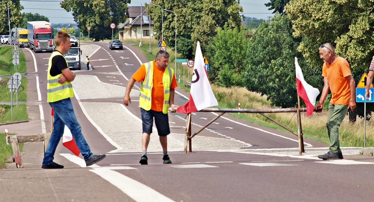 Companies from Dębica will build a road to the railway terminal in Żurawica