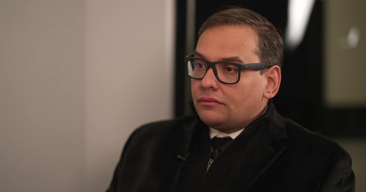 In una nuova intervista, Santos afferma che il tempo trascorso in prigione "non è stato bello", descrive la chiamata di Trump