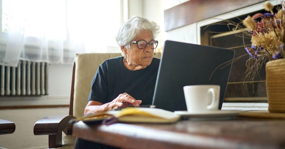 Pensión estatal del DWP: Pago adicional disponible para personas mayores de 80 años: cómo solicitarlo