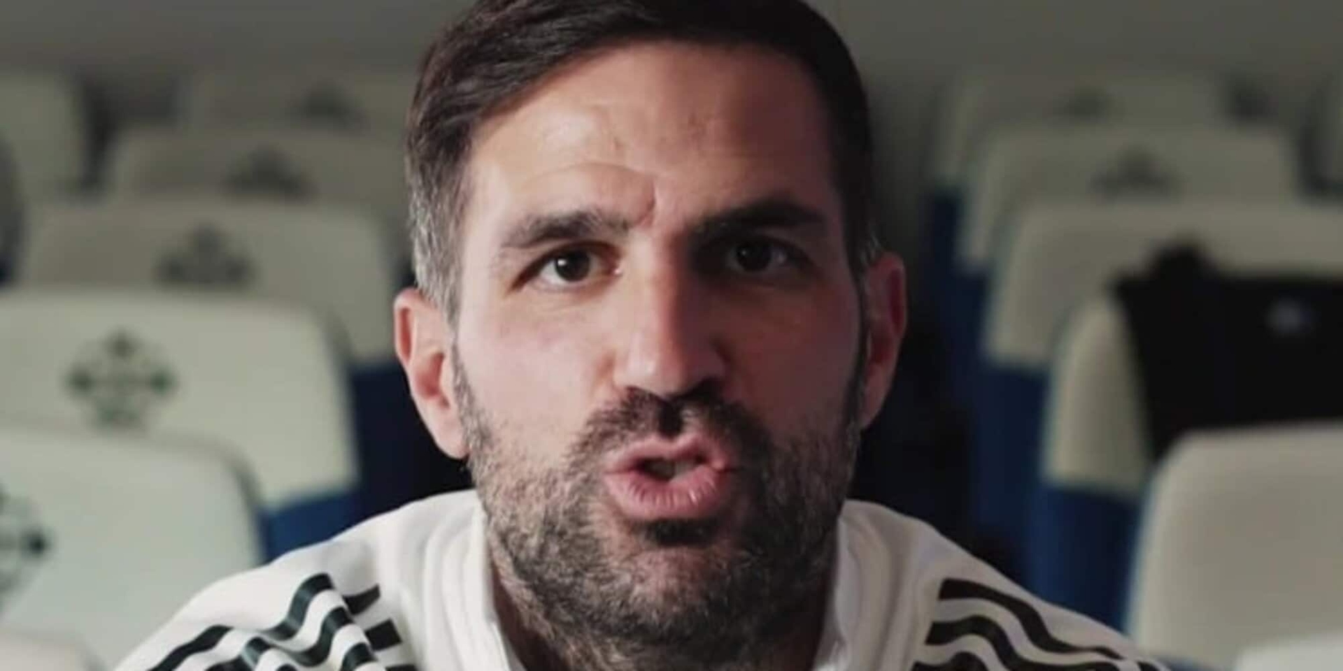 <p>Тудор, Фабрегас тоже присоединяется: «Это несправедливый мир. Однажды я чуть не заплакал, но...»</p>