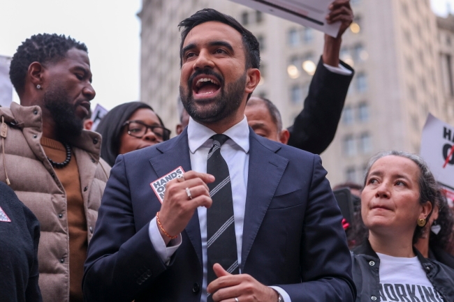Will a socialist become the new mayor of the Big Apple? All polls point to it.