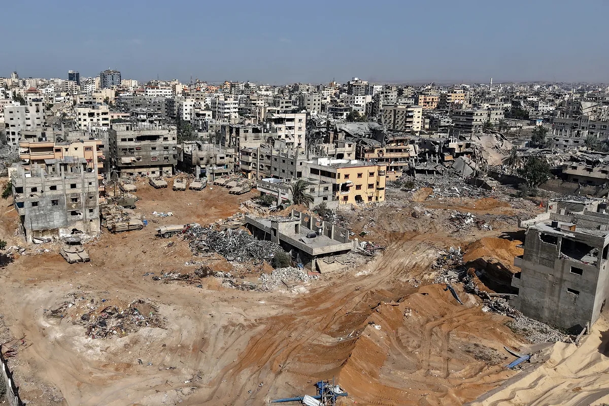 Trump announces that Israel has agreed to an initial withdrawal from Gaza and calls on Hamas to accept