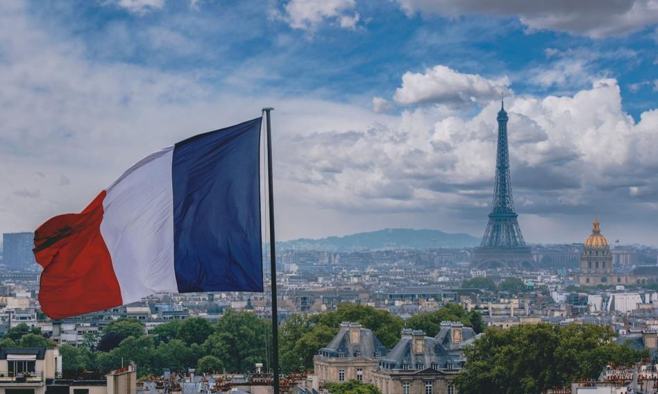 Frankrijk is genereus tegenover de rijkste mensen. Het parlement verwerpt Zucmans belastingvoorstel.