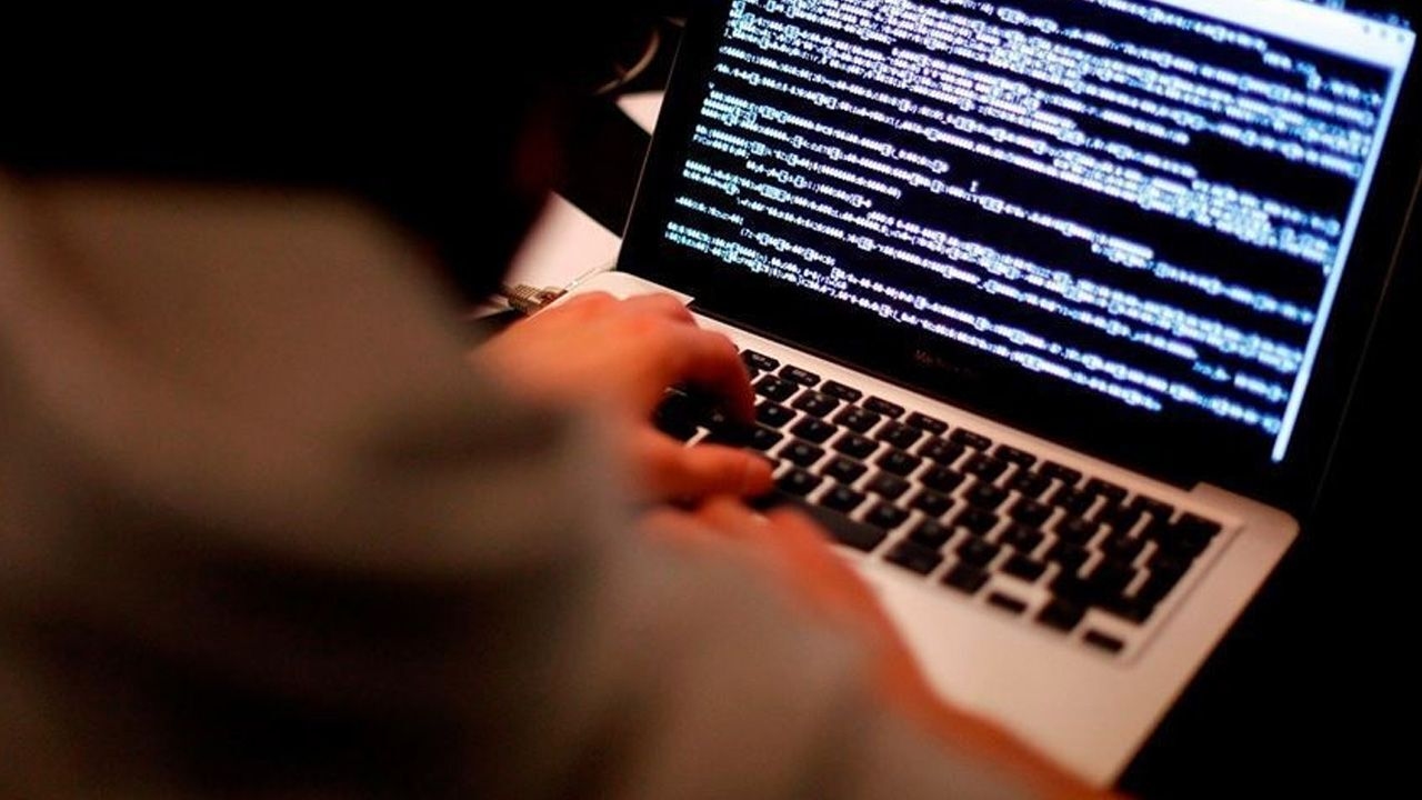 Obscene videoval levert moordend geld op! De meeste mensen schamen zich om te klagen.