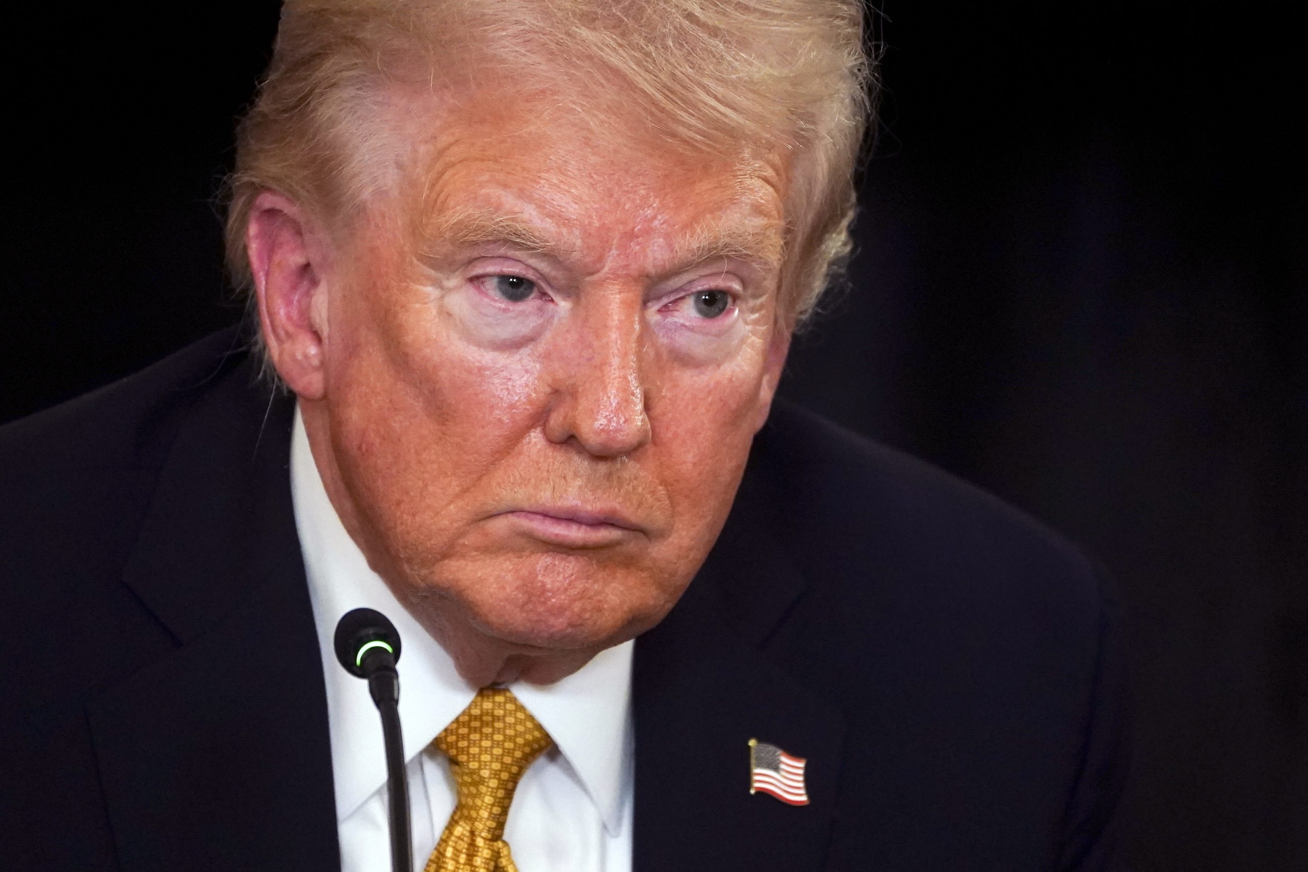 Donald Trump suspends trade negotiations with Canada